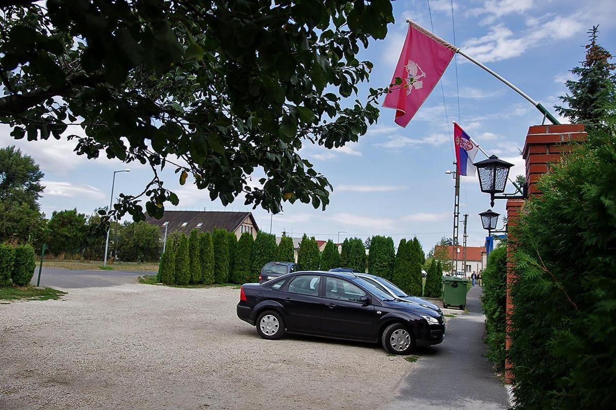 Kispipa Panzio Bed and Breakfast Szombathely Eksteriør billede