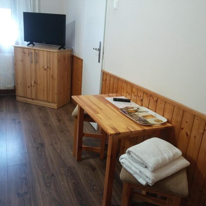 Kispipa Panzio Bed and Breakfast Szombathely Eksteriør billede